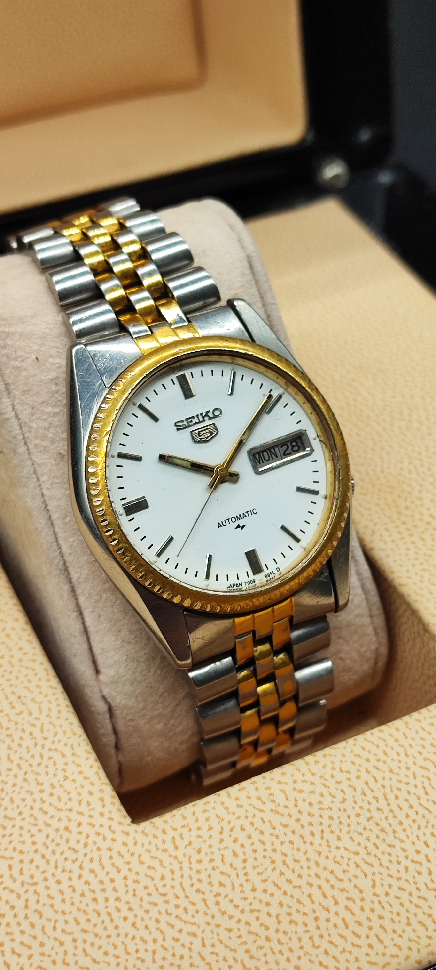 Seiko SEIKO JUBILEE STYLE demo ürün fotoğrafı 3